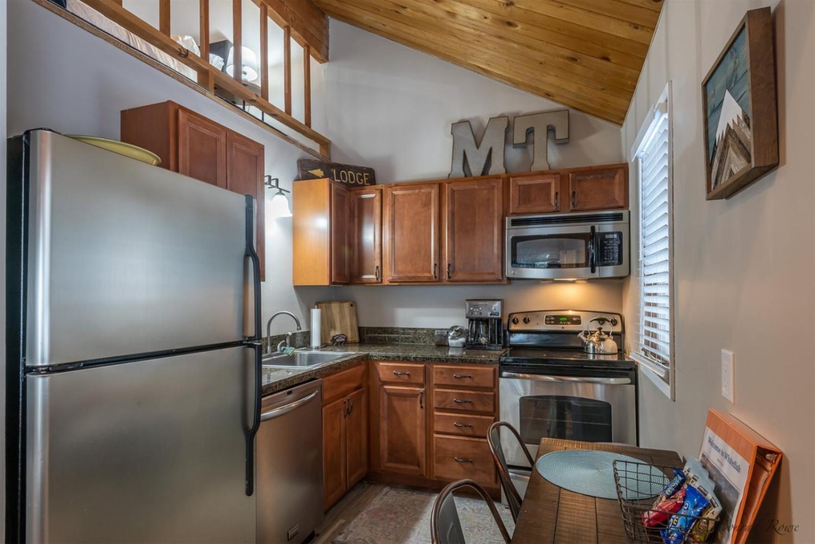 Escape To Ptarmigan Village 9 Whitefish Exterior photo